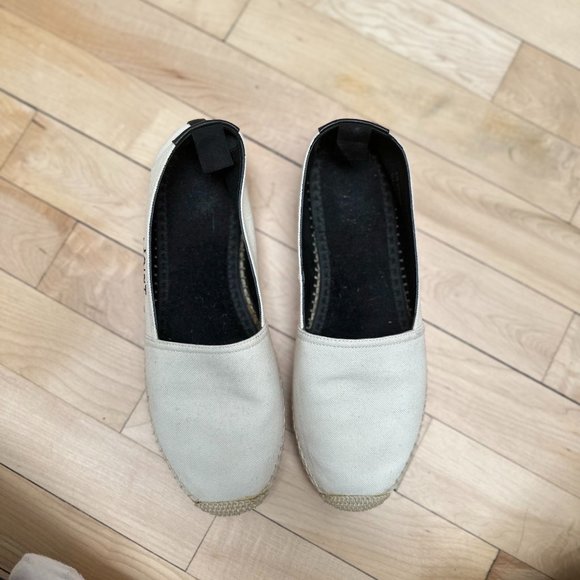 SAINT LAURENT EMBROIDERED ESPADRILLES IN CANVAS - Picture 2 of 8